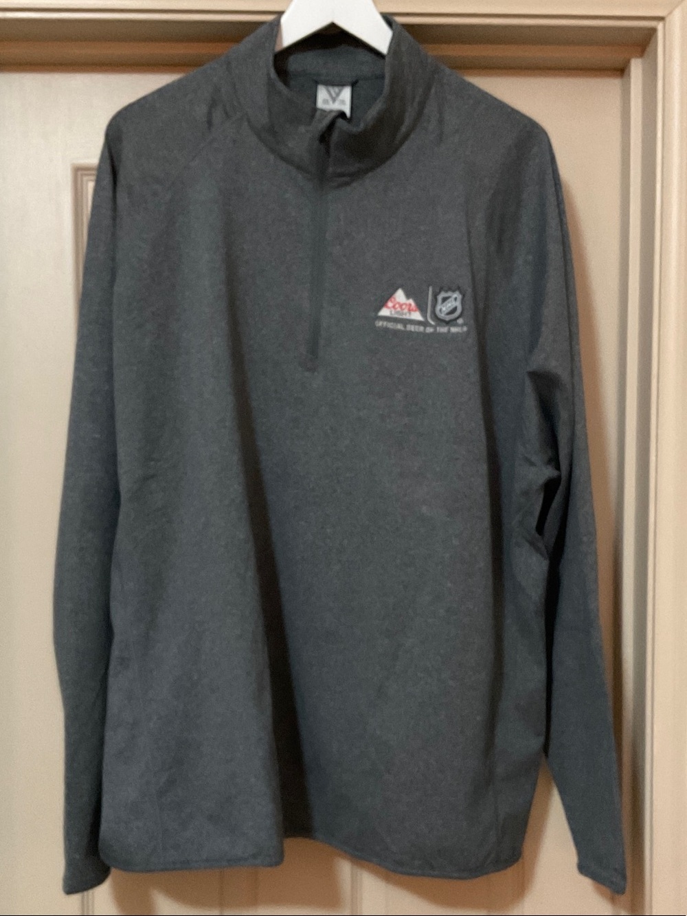 Coors Light / NHL - 1/4 Zip Pullover (Men’s XL)